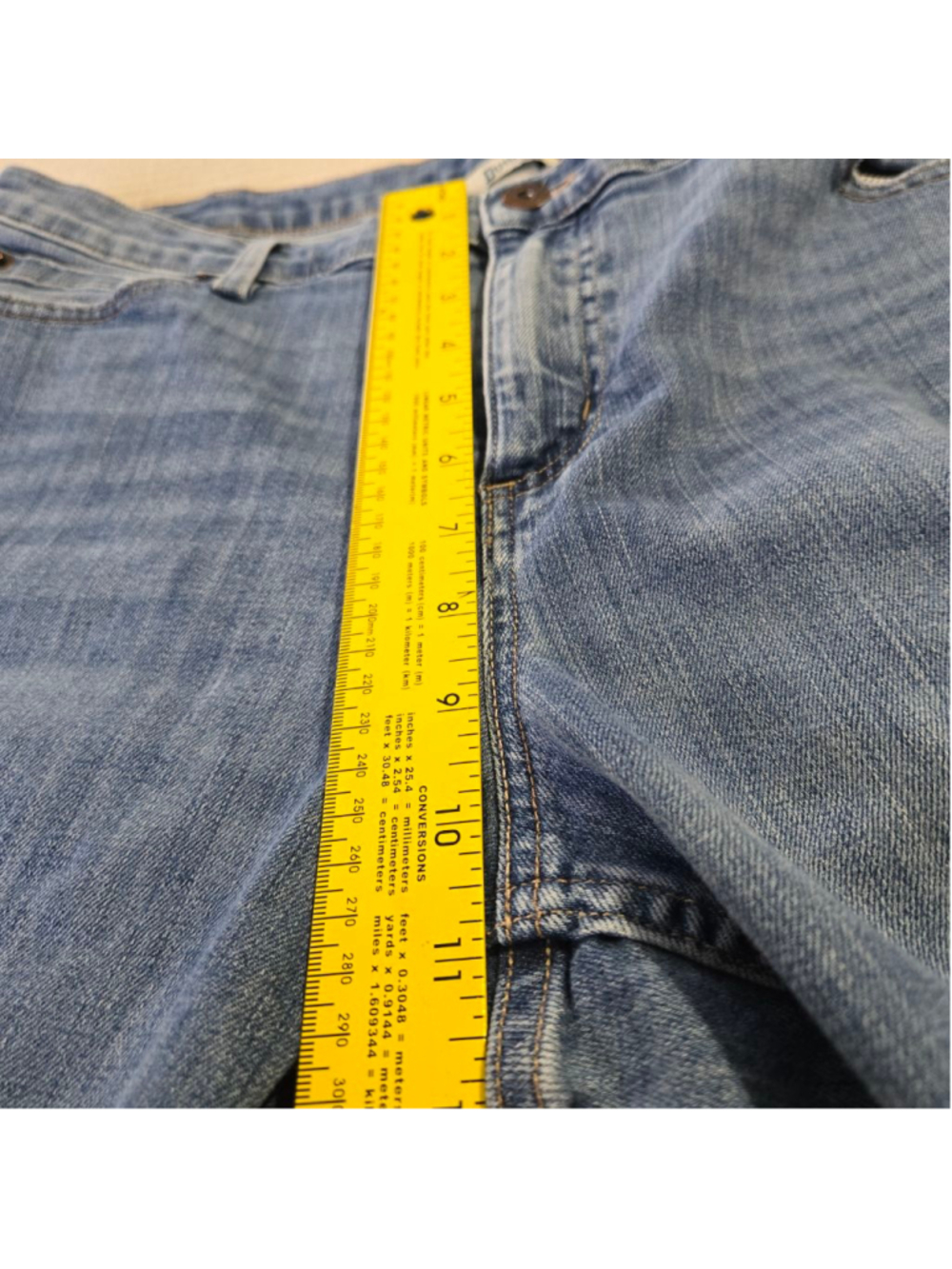 Women's Duluth Trading Co Blue Flare Jeans Size 18 - Picture 9 of 12